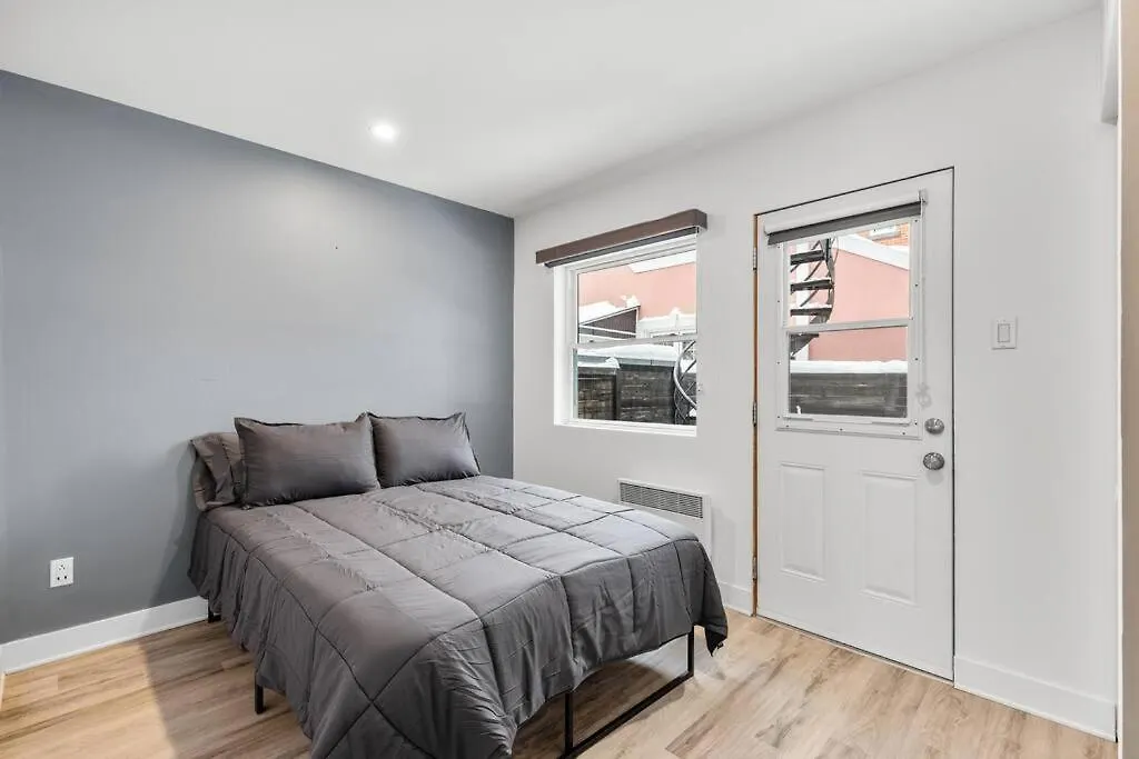 Spacious 3 Bedrooms/2 Bathrooms Condo In Montreal Canada